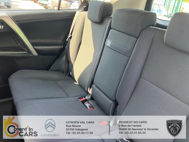 Toyota RAV4 Hybride (4) 2WD Tendance