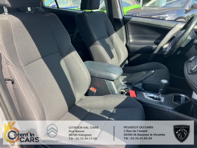 Toyota RAV4 Hybride (4) 2WD Tendance